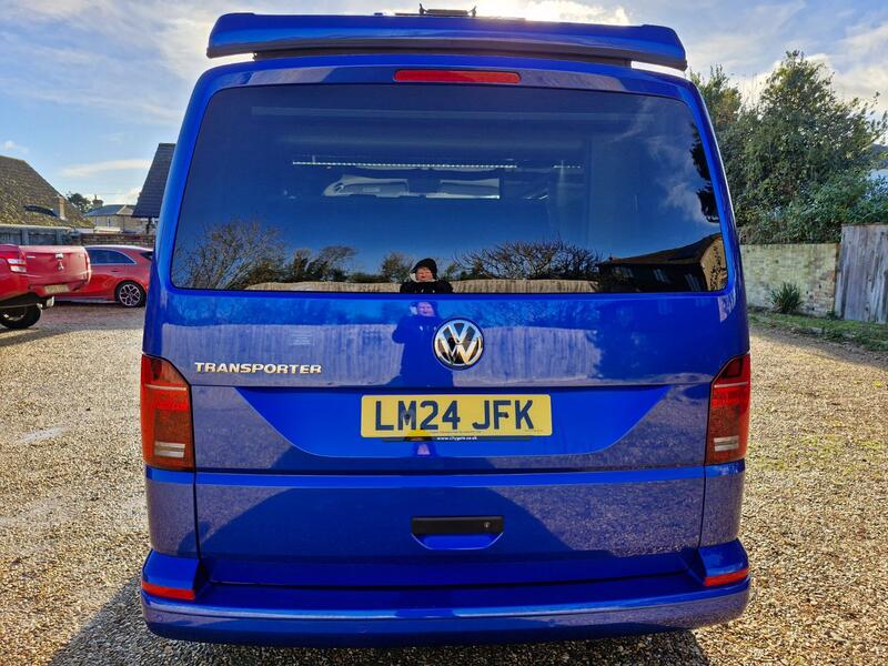 VOLKSWAGEN CAMPERVAN