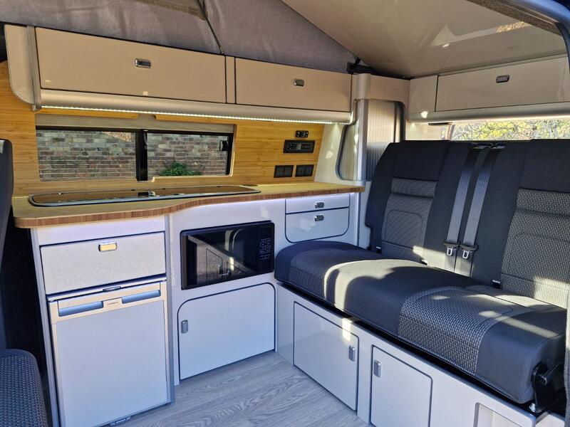 VOLKSWAGEN CAMPERVAN