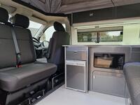 VOLKSWAGEN CAMPERVAN