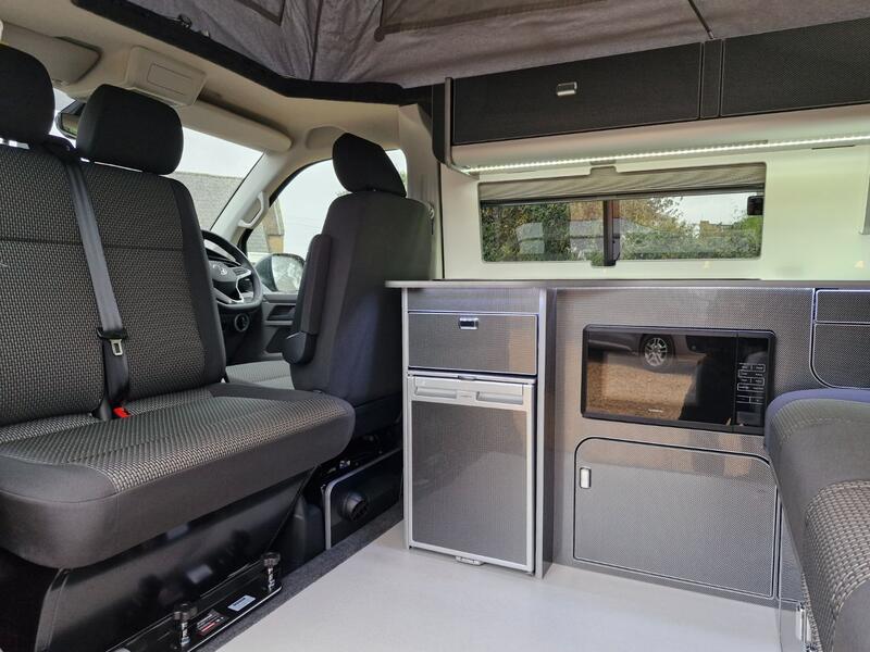 VOLKSWAGEN CAMPERVAN