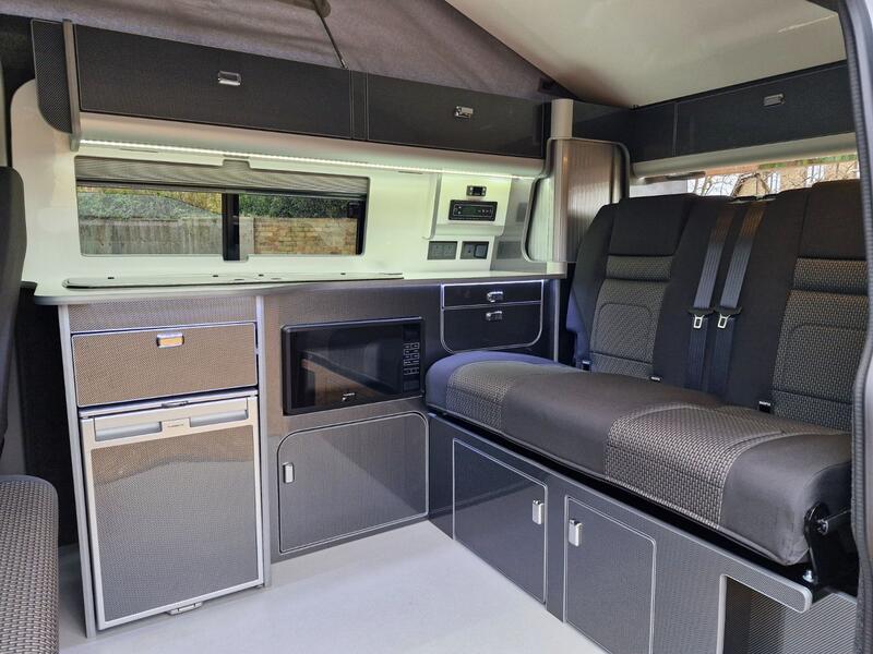 VOLKSWAGEN CAMPERVAN