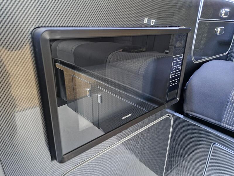 VOLKSWAGEN CAMPERVAN