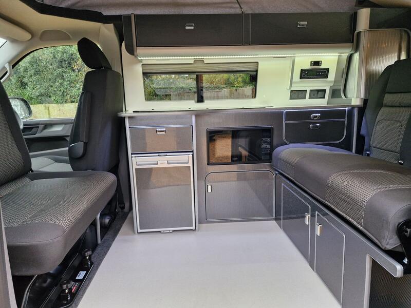 VOLKSWAGEN CAMPERVAN