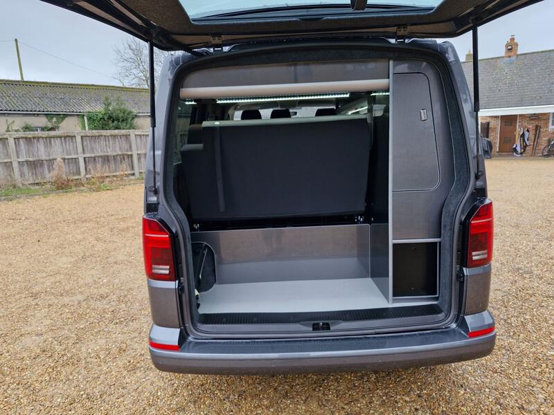 VOLKSWAGEN CAMPERVAN