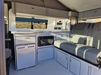 VOLKSWAGEN CAMPERVAN
