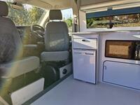 VOLKSWAGEN CAMPERVAN