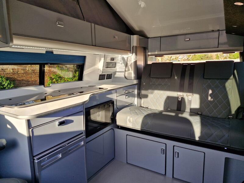 VOLKSWAGEN CAMPERVAN