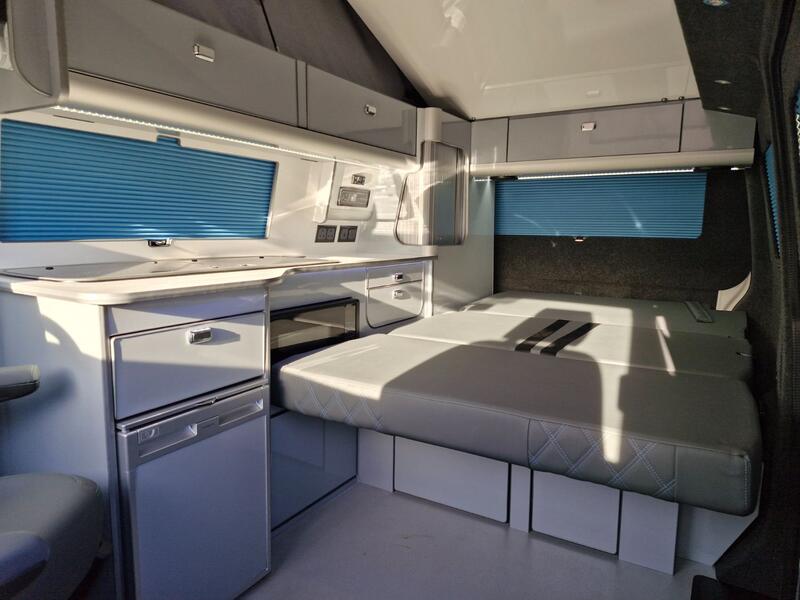 VOLKSWAGEN CAMPERVAN
