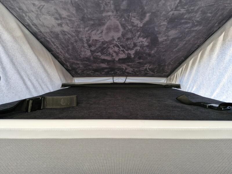 VOLKSWAGEN CAMPERVAN