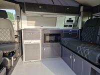 VOLKSWAGEN CAMPERVAN