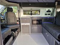 VOLKSWAGEN CAMPERVAN