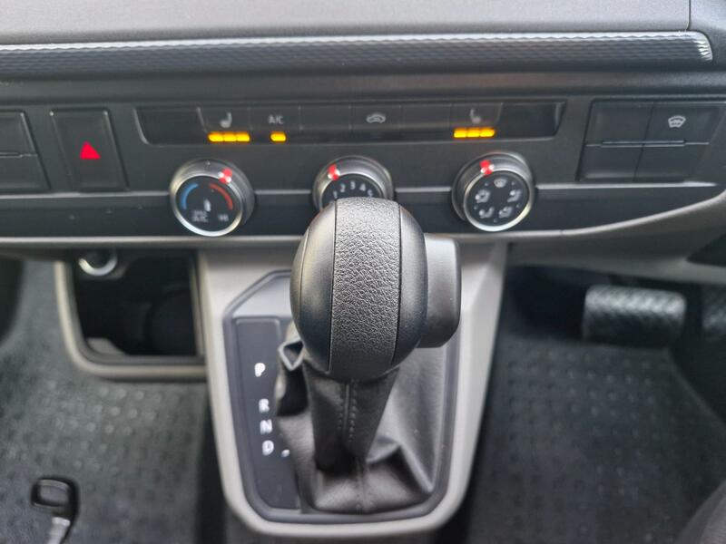 VOLKSWAGEN CAMPERVAN