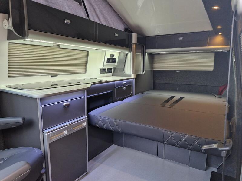 VOLKSWAGEN CAMPERVAN