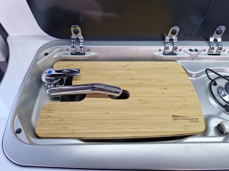 VOLKSWAGEN CAMPERVAN