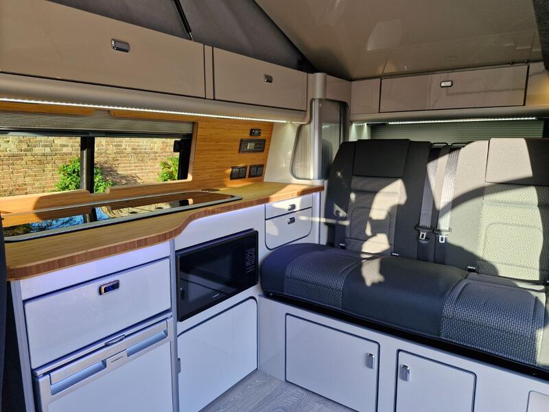 VOLKSWAGEN CAMPERVAN