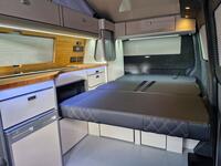VOLKSWAGEN CAMPERVAN