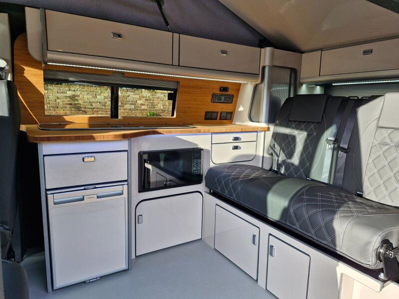 VOLKSWAGEN CAMPERVAN