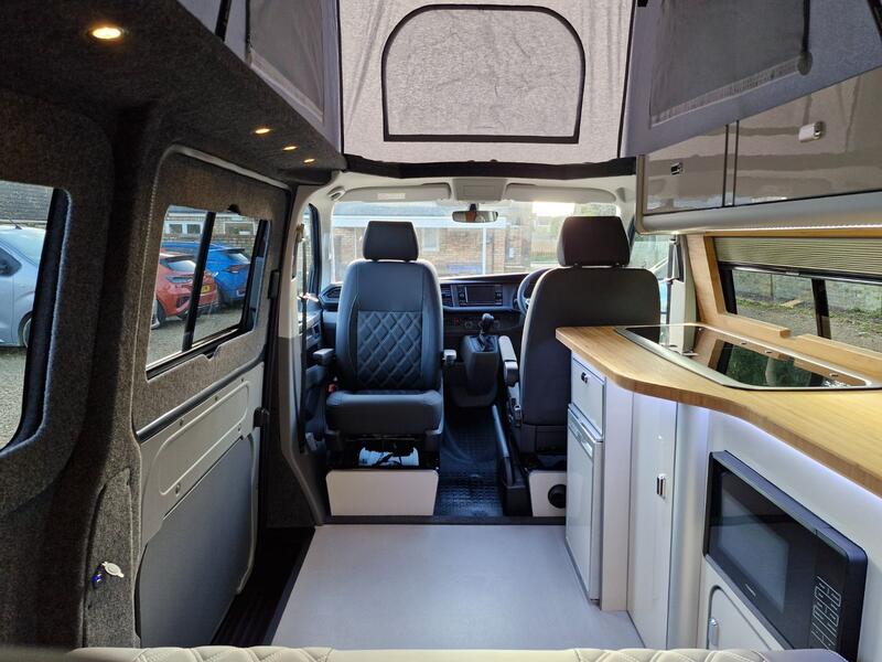 VOLKSWAGEN CAMPERVAN