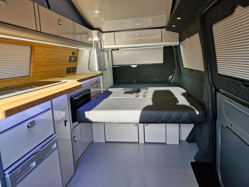 VOLKSWAGEN CAMPERVAN