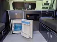 VOLKSWAGEN CAMPERVAN