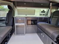 VOLKSWAGEN CAMPERVAN