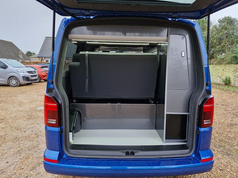 VOLKSWAGEN CAMPERVAN