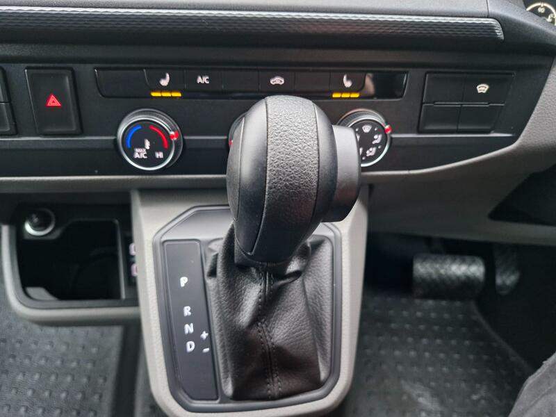 VOLKSWAGEN CAMPERVAN