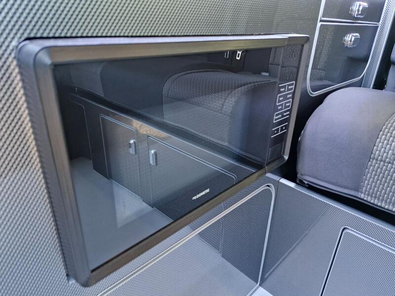 VOLKSWAGEN CAMPERVAN