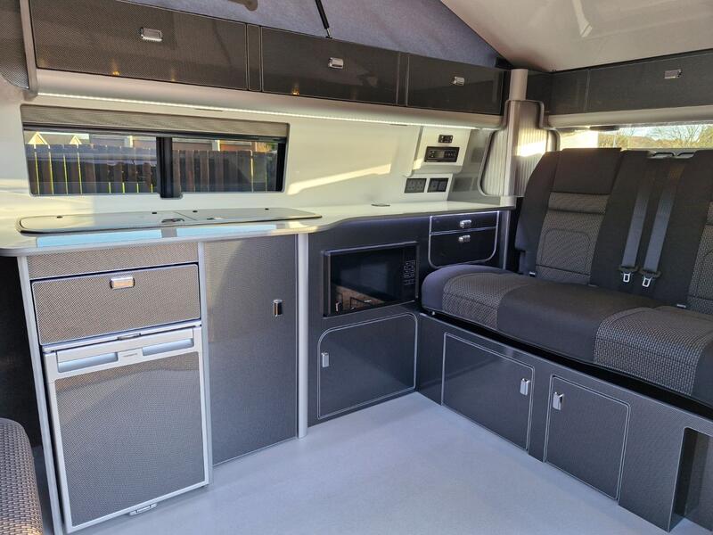 VOLKSWAGEN CAMPERVAN