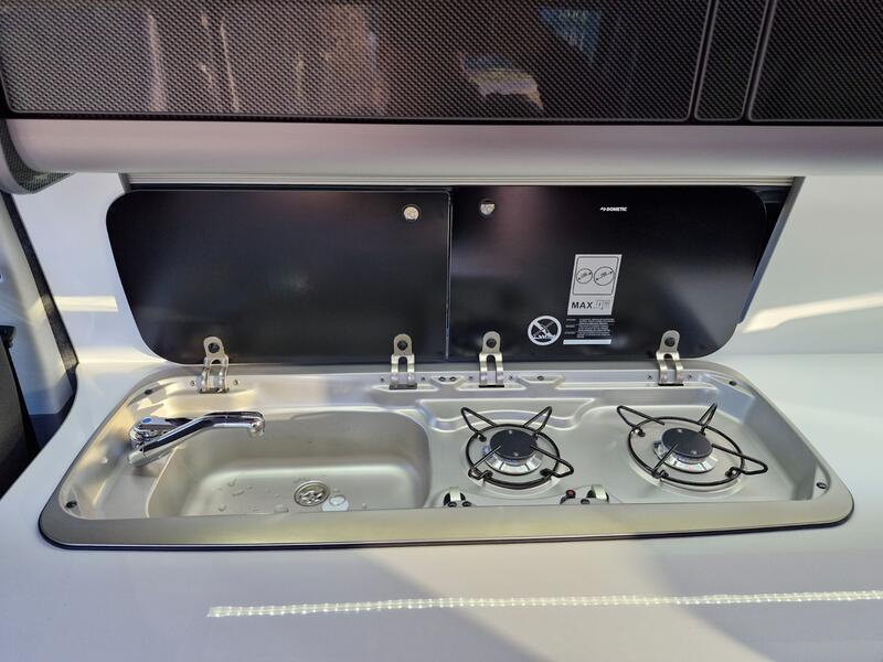 VOLKSWAGEN CAMPERVAN