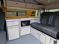 VOLKSWAGEN CAMPERVAN