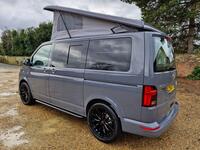 VOLKSWAGEN CAMPERVAN