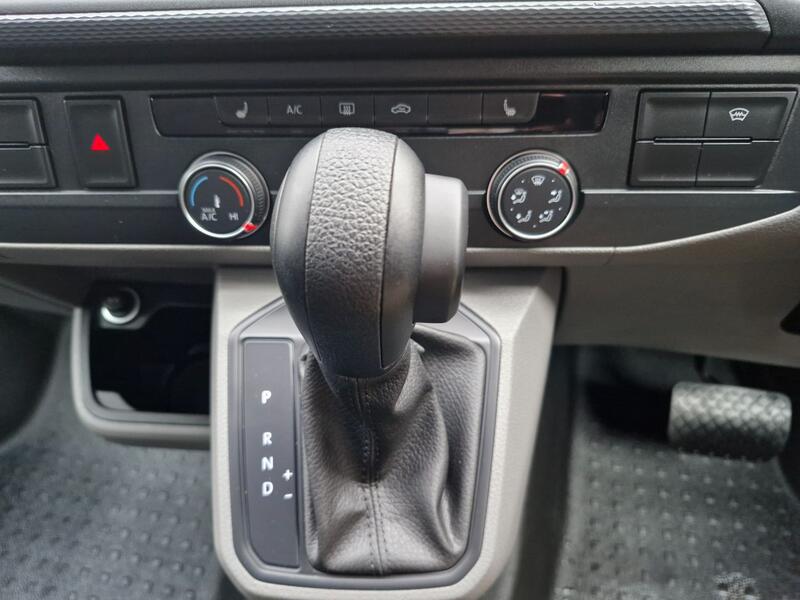 VOLKSWAGEN CAMPERVAN