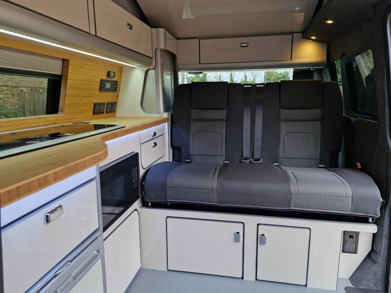 VOLKSWAGEN CAMPERVAN
