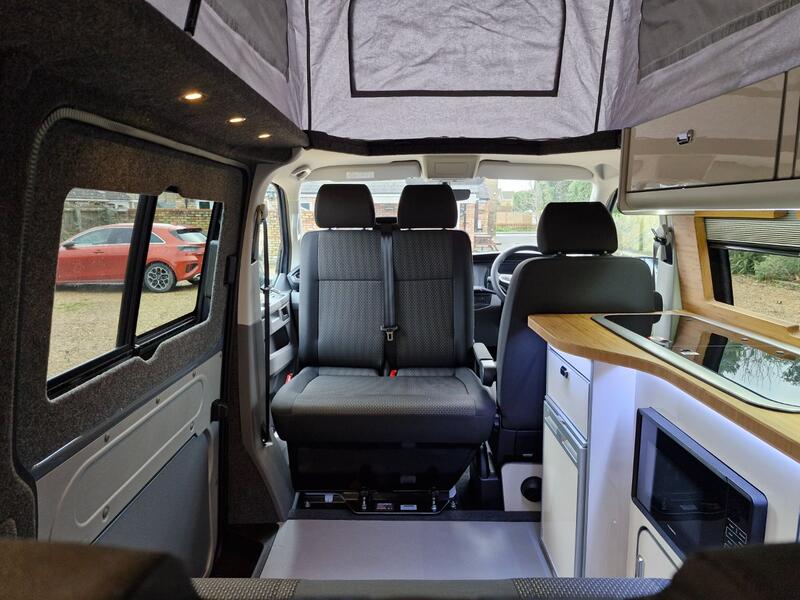 VOLKSWAGEN CAMPERVAN