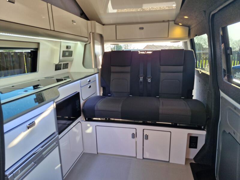 VOLKSWAGEN CAMPERVAN