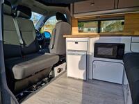 VOLKSWAGEN CAMPERVAN