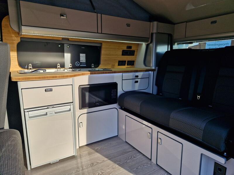 VOLKSWAGEN CAMPERVAN