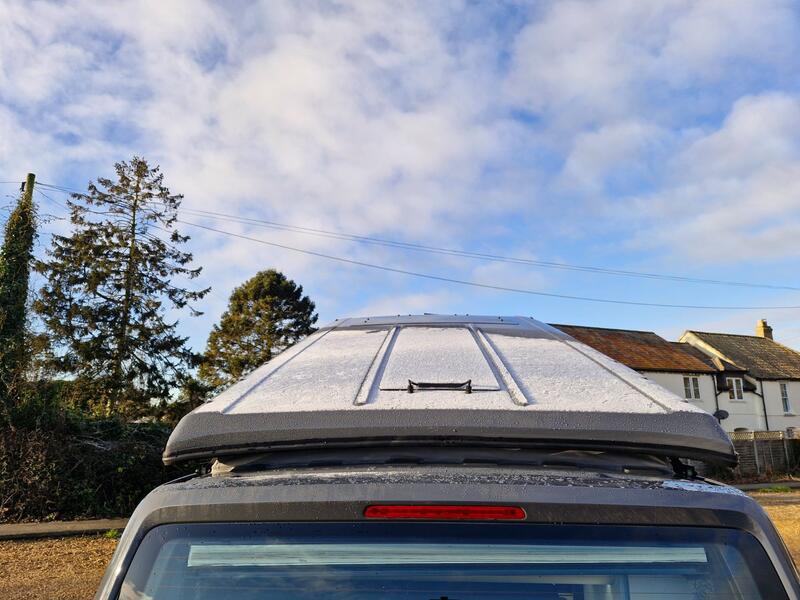 VOLKSWAGEN CAMPERVAN