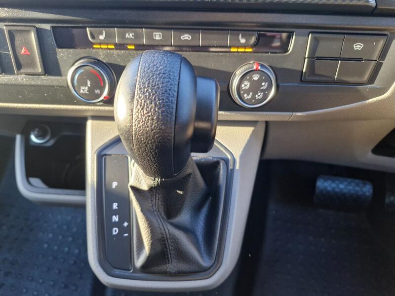 VOLKSWAGEN CAMPERVAN