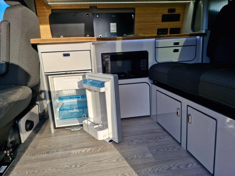 VOLKSWAGEN CAMPERVAN
