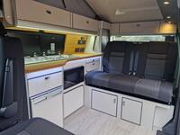 VOLKSWAGEN CAMPERVAN