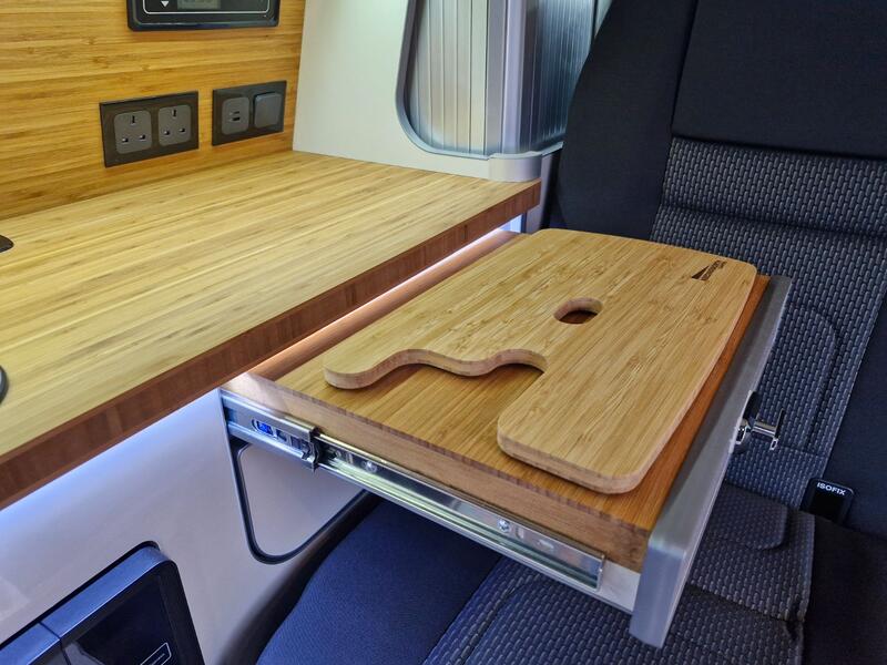 VOLKSWAGEN CAMPERVAN