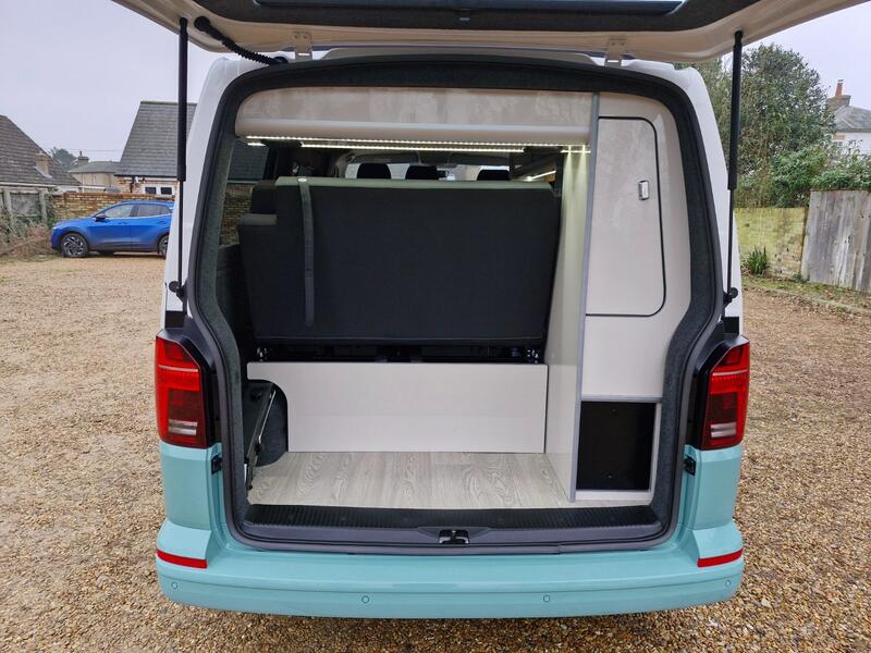VOLKSWAGEN CAMPERVAN