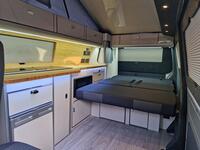 VOLKSWAGEN CAMPERVAN