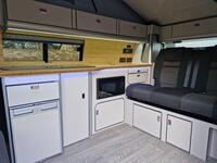 VOLKSWAGEN CAMPERVAN