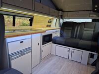 VOLKSWAGEN CAMPERVAN