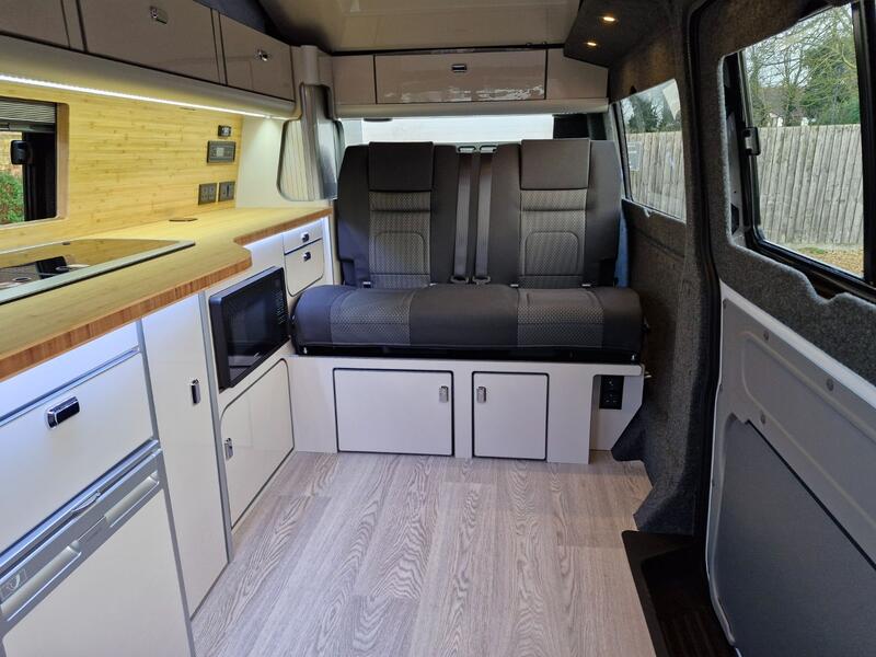 VOLKSWAGEN CAMPERVAN