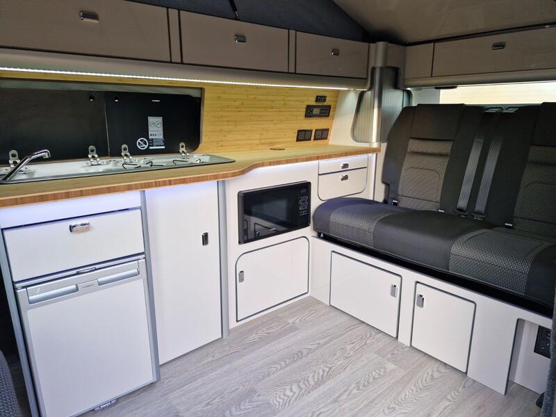 VOLKSWAGEN CAMPERVAN