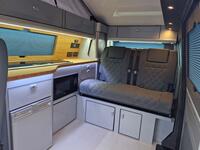 VOLKSWAGEN CAMPERVAN